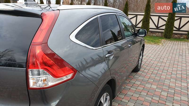Позашляховик / Кросовер Honda CR-V 2013 в Чернівцях