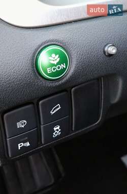 Внедорожник / Кроссовер Honda CR-V 2013 в 