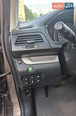 Внедорожник / Кроссовер Honda CR-V 2014 в 
