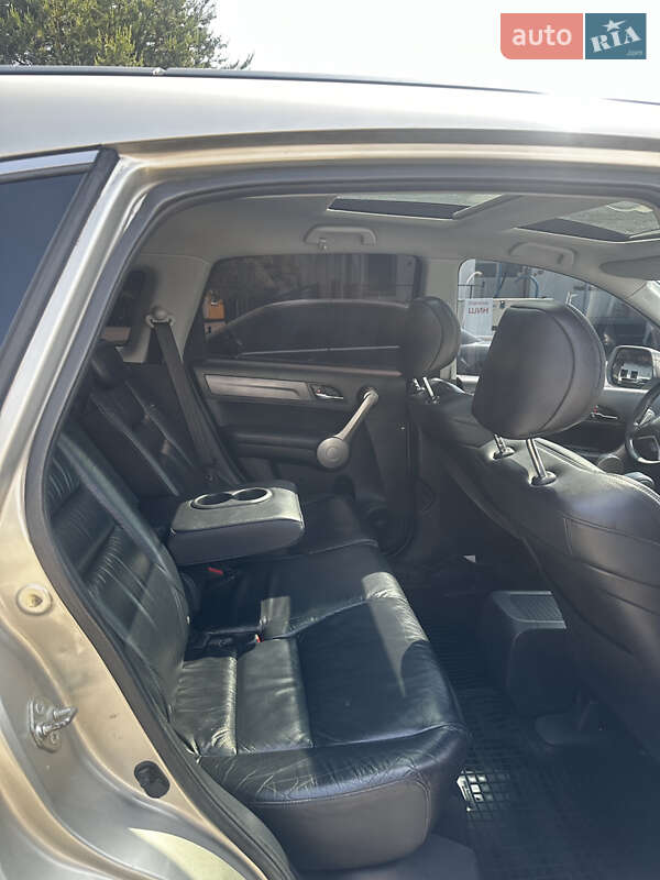 Внедорожник / Кроссовер Honda CR-V 2007 в Ивано-Франковске
