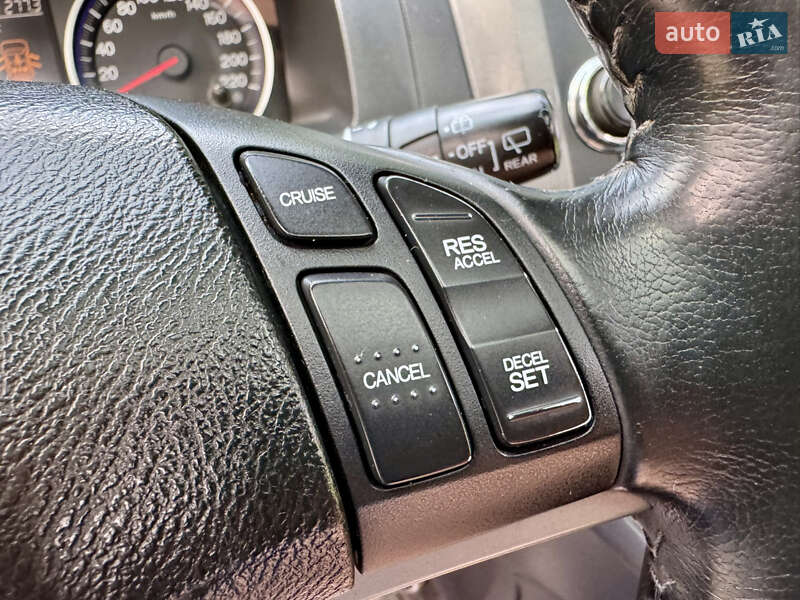 Внедорожник / Кроссовер Honda CR-V 2008 в Киеве