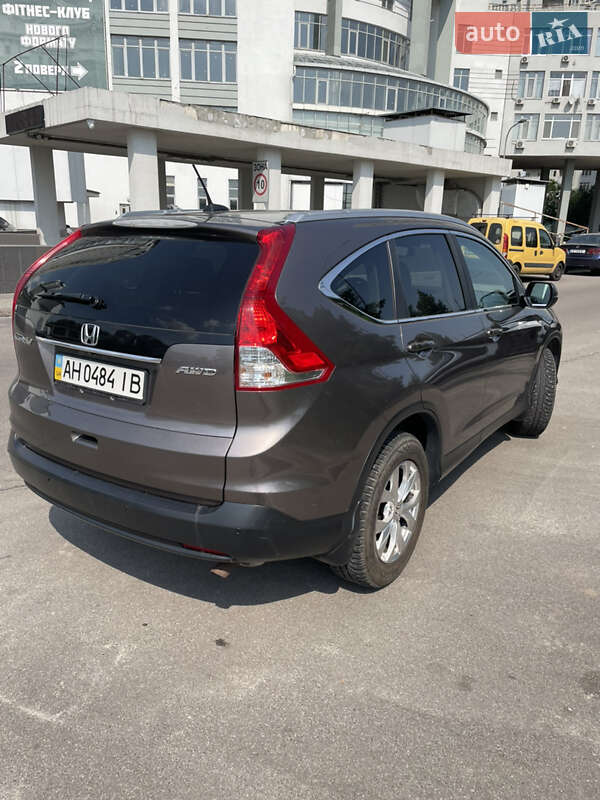 Внедорожник / Кроссовер Honda CR-V 2012 в Киеве