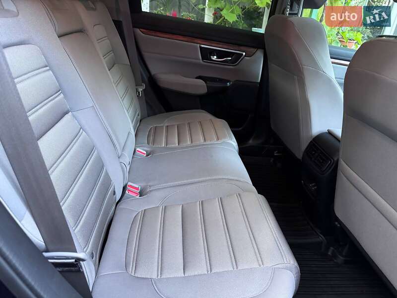 Внедорожник / Кроссовер Honda CR-V 2018 в Одессе фото 10 Внедорожник / Кроссовер Honda CR-V 2018 в Одессе