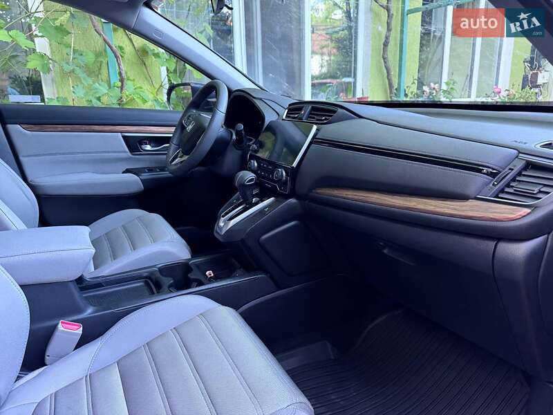 Внедорожник / Кроссовер Honda CR-V 2018 в Одессе фото 15 Внедорожник / Кроссовер Honda CR-V 2018 в Одессе