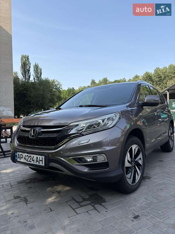 Внедорожник / Кроссовер Honda CR-V 2015 в Запорожье