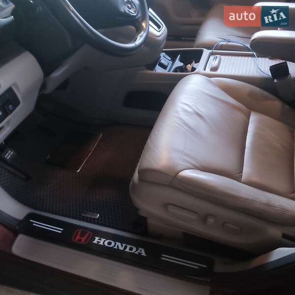 Внедорожник / Кроссовер Honda CR-V 2012 в Горишних Плавнях фото 19 Внедорожник / Кроссовер Honda CR-V 2012 в Горишних Плавнях