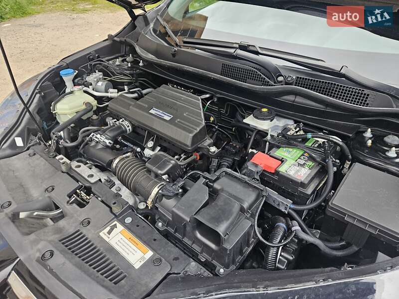 Позашляховик / Кросовер Honda CR-V 2020 в Тернополі