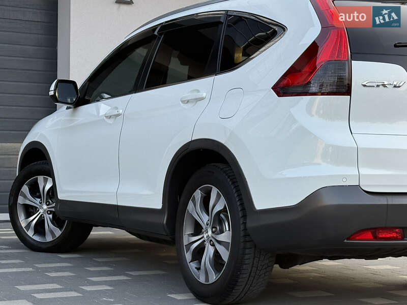 Внедорожник / Кроссовер Honda CR-V 2014 в Львове