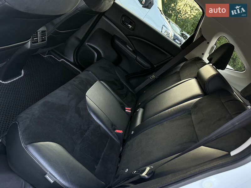 Внедорожник / Кроссовер Honda CR-V 2014 в Львове