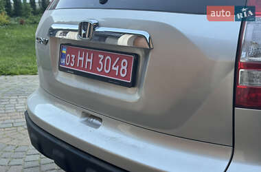 Позашляховик / Кросовер Honda CR-V 2008 в 