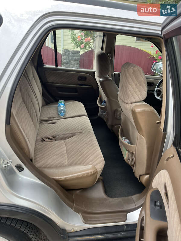Позашляховик / Кросовер Honda CR-V 2003 в Коростишеві