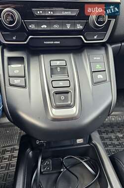 Внедорожник / Кроссовер Honda CR-V 2022 в 