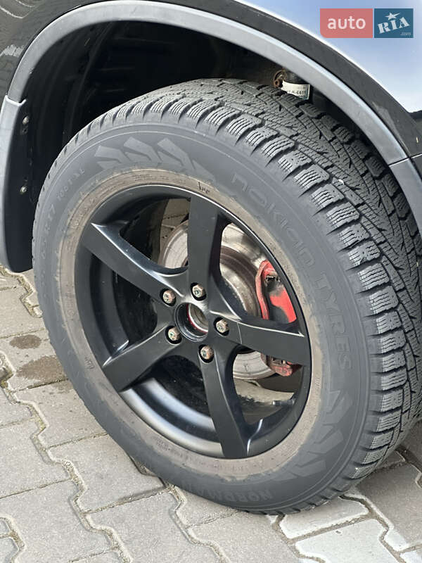 Позашляховик / Кросовер Honda CR-V 2010 в Івано-Франківську