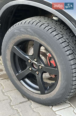 Внедорожник / Кроссовер Honda CR-V 2010 в 