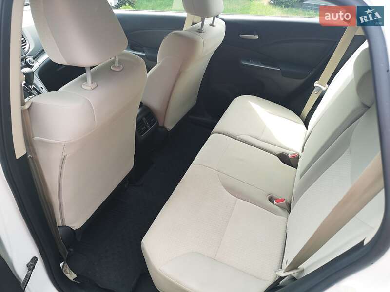 Внедорожник / Кроссовер Honda CR-V 2016 в Ровно