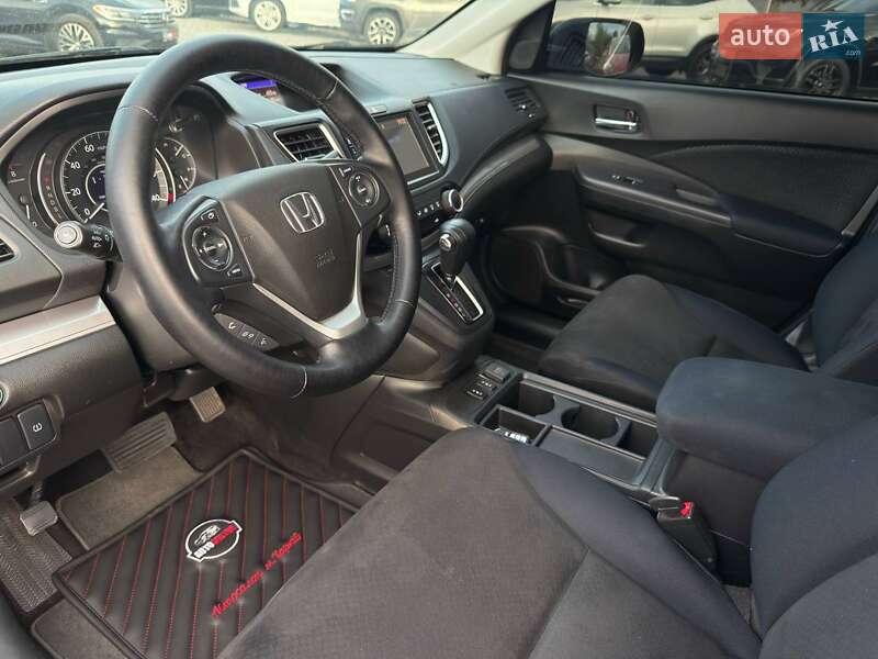 Внедорожник / Кроссовер Honda CR-V 2015 в Харькове