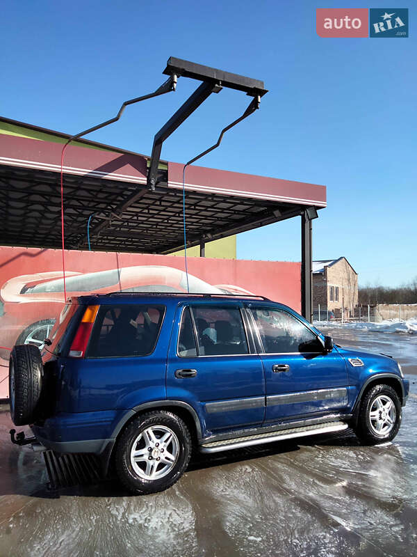 Позашляховик / Кросовер Honda CR-V 1997 в Богородчанах