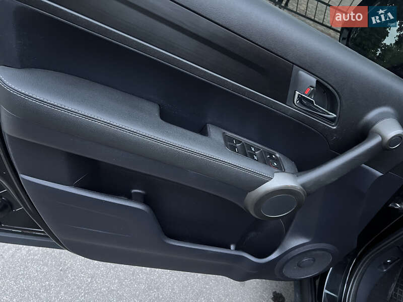 Внедорожник / Кроссовер Honda CR-V 2011 в Краснограде