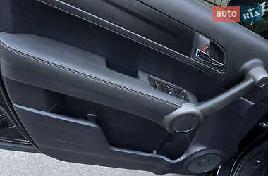Внедорожник / Кроссовер Honda CR-V 2011 в 