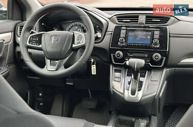Позашляховик / Кросовер Honda CR-V 2017 в 
