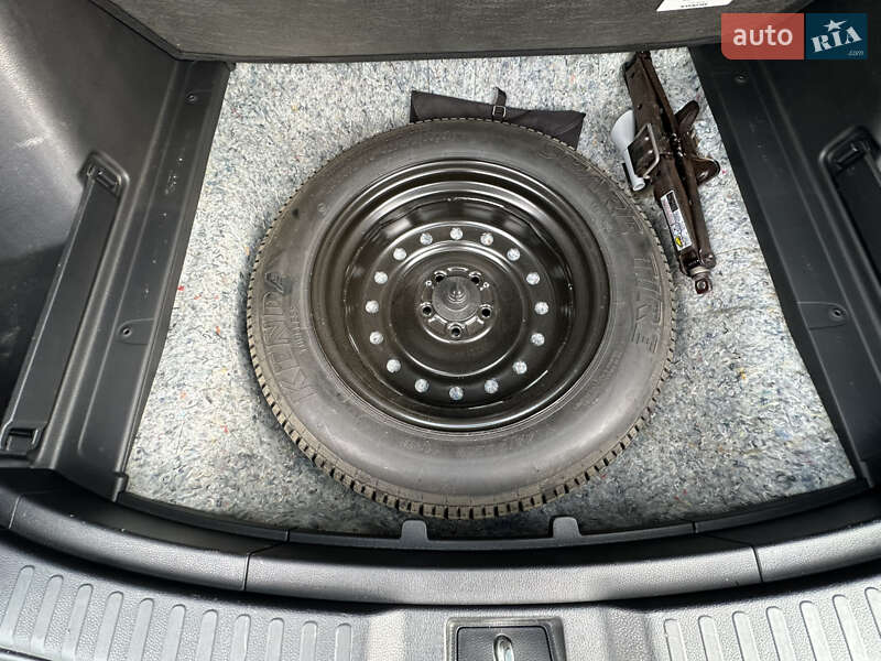 Внедорожник / Кроссовер Honda CR-V 2017 в Днепре