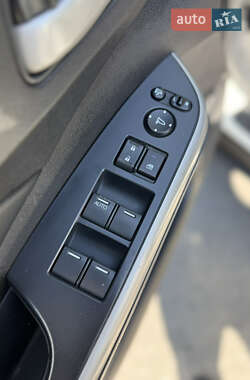 Внедорожник / Кроссовер Honda CR-V 2013 в 