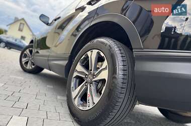 Внедорожник / Кроссовер Honda CR-V 2019 в 