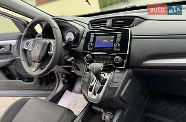 Внедорожник / Кроссовер Honda CR-V 2019 в 