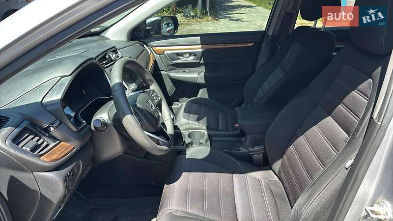 Позашляховик / Кросовер Honda CR-V 2018 в Львові
