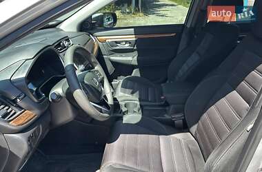 Внедорожник / Кроссовер Honda CR-V 2018 в 