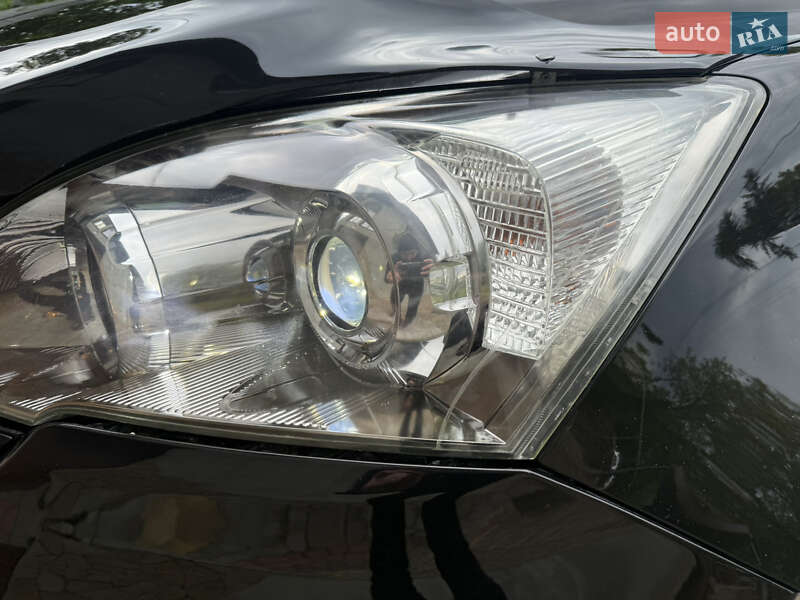 Позашляховик / Кросовер Honda CR-V 2010 в Чернівцях