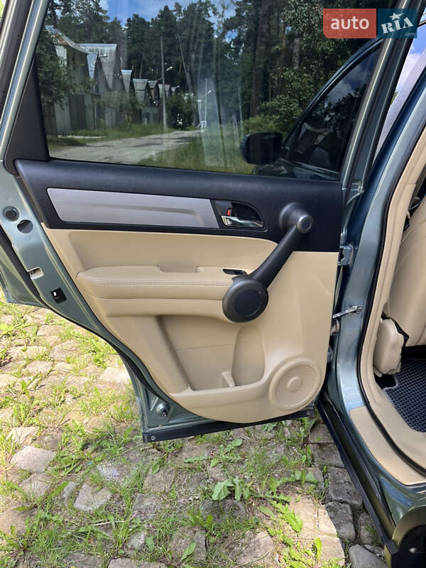 Позашляховик / Кросовер Honda CR-V 2010 в Житомирі