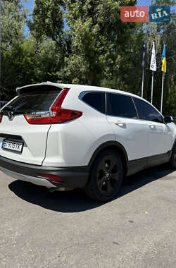 Позашляховик / Кросовер Honda CR-V 2019 в 