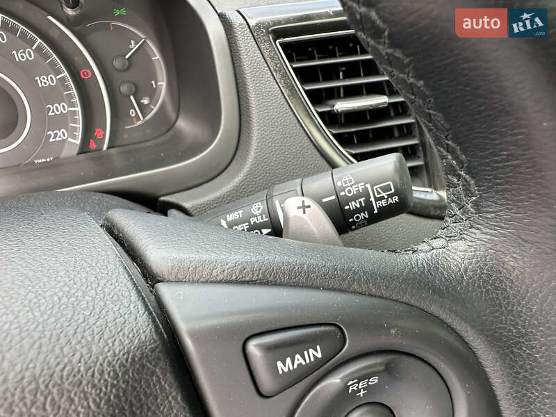 Внедорожник / Кроссовер Honda CR-V 2012 в Ровно