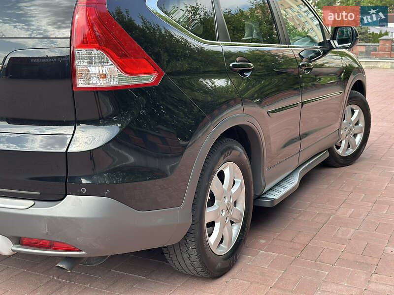 Внедорожник / Кроссовер Honda CR-V 2012 в Ровно