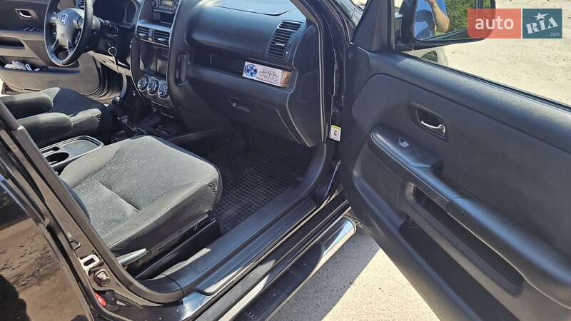 Позашляховик / Кросовер Honda CR-V 2006 в Острозі