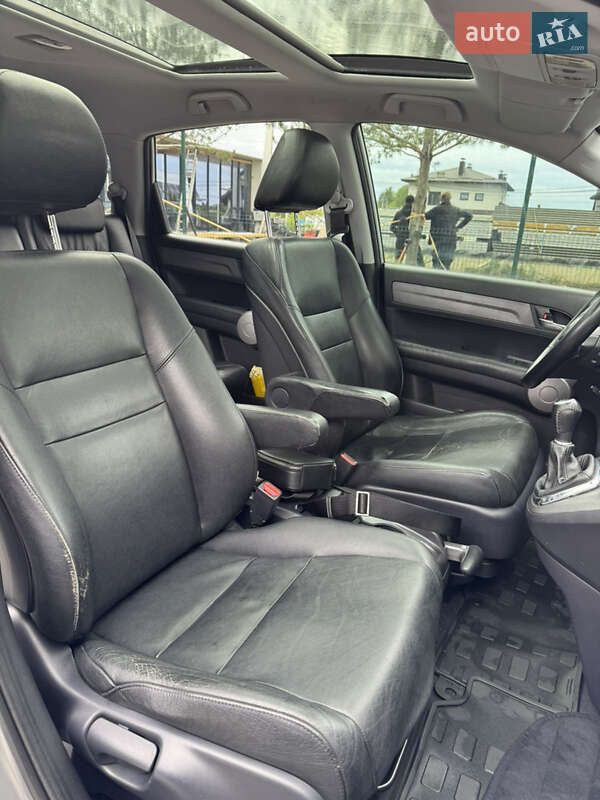 Внедорожник / Кроссовер Honda CR-V 2007 в Ровно
