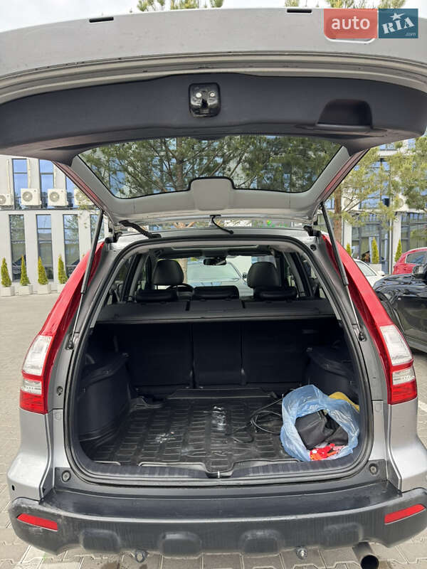 Внедорожник / Кроссовер Honda CR-V 2007 в Ровно