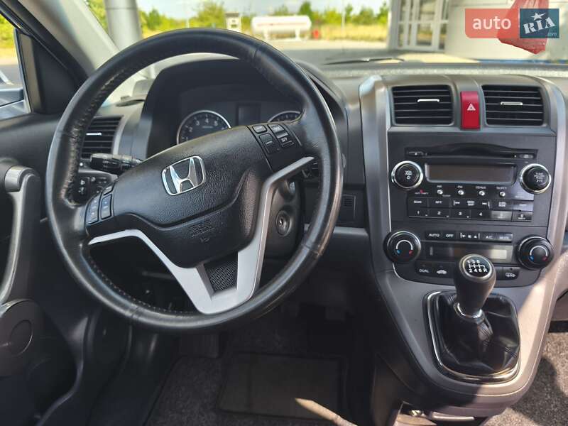 Внедорожник / Кроссовер Honda CR-V 2008 в Гайсине