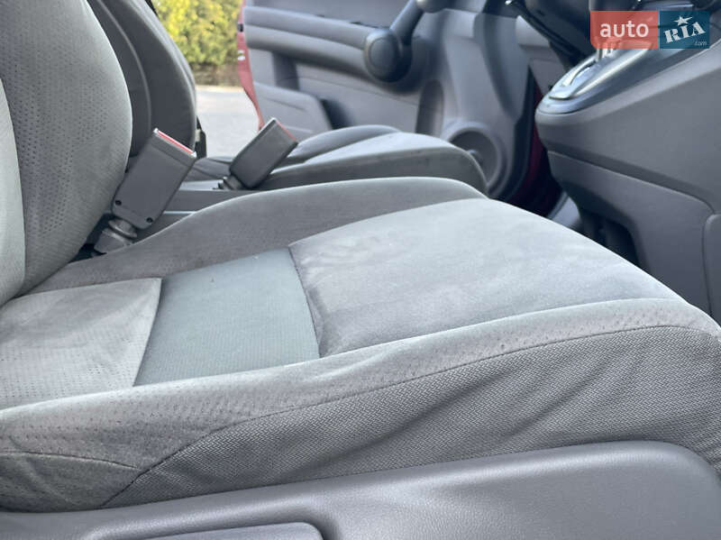 Внедорожник / Кроссовер Honda CR-V 2010 в Меденичах