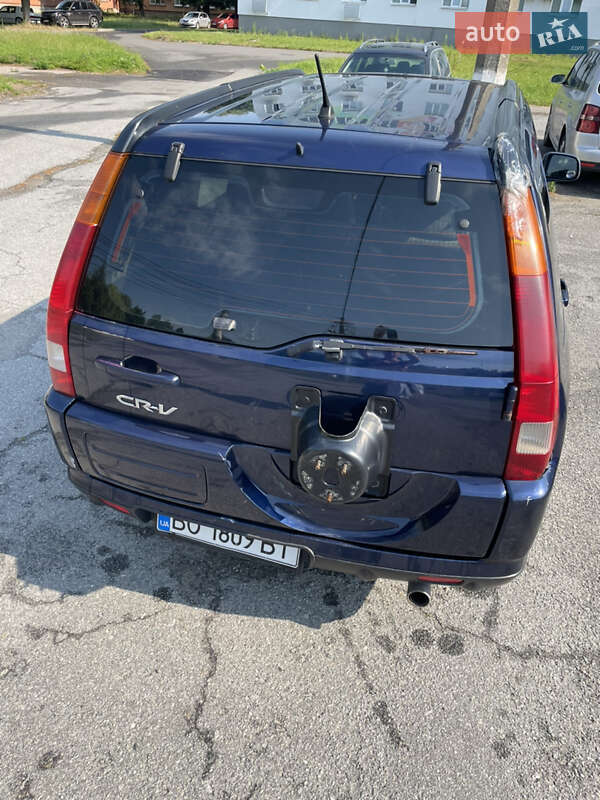 Внедорожник / Кроссовер Honda CR-V 2003 в Киеве