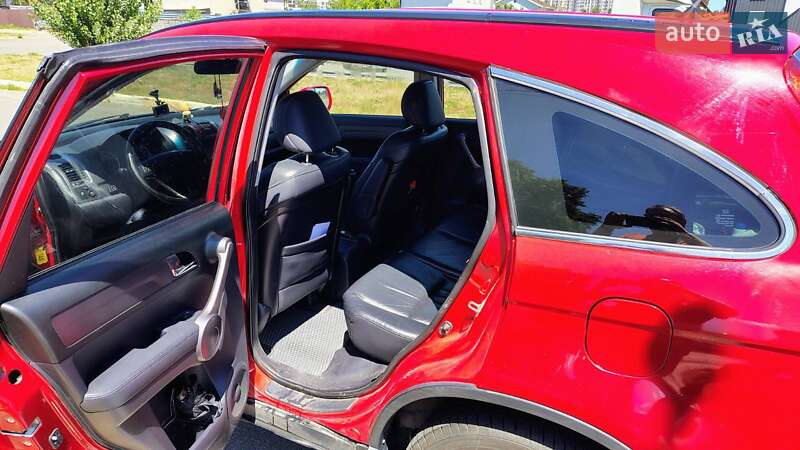 Внедорожник / Кроссовер Honda CR-V 2008 в Буче