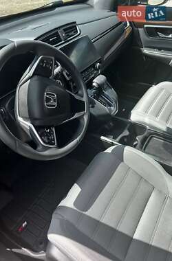 Внедорожник / Кроссовер Honda CR-V 2018 в 