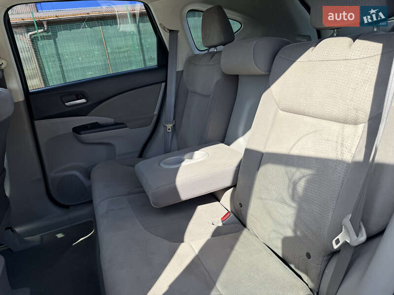 Внедорожник / Кроссовер Honda CR-V 2014 в Долине