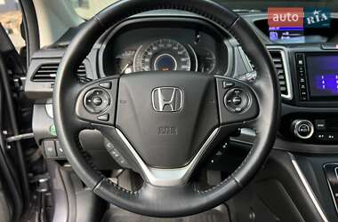 Внедорожник / Кроссовер Honda CR-V 2015 в 