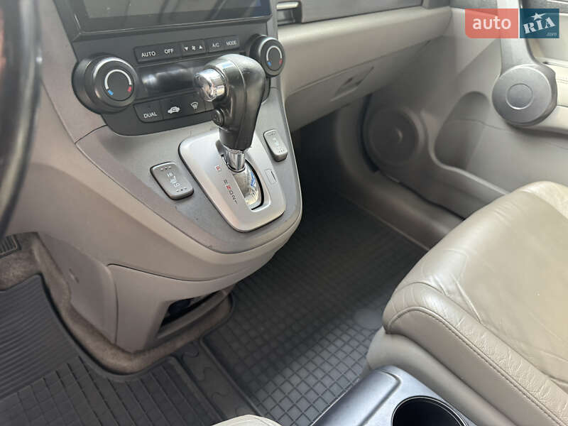 Внедорожник / Кроссовер Honda CR-V 2008 в Одессе
