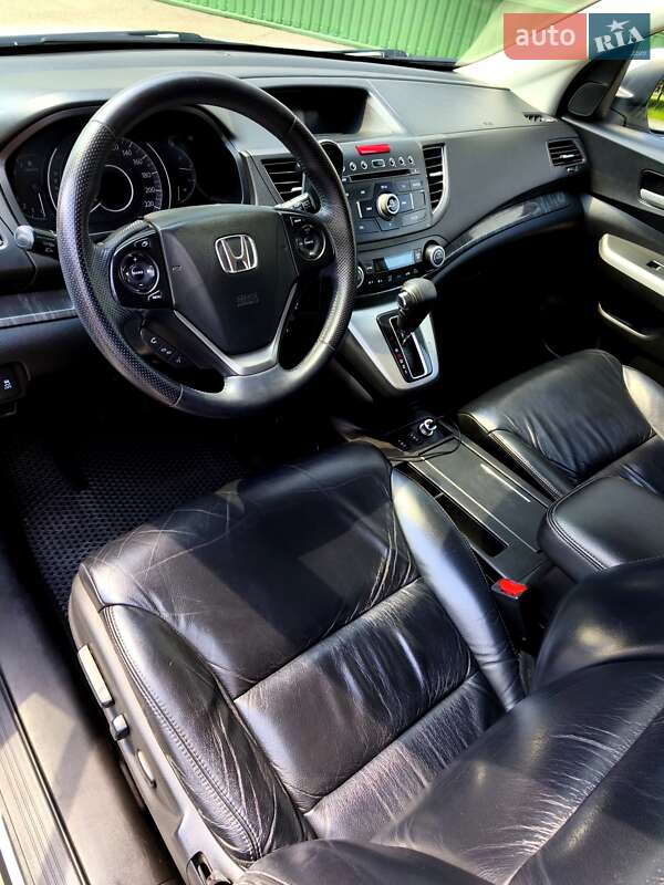 Позашляховик / Кросовер Honda CR-V 2013 в Полтаві