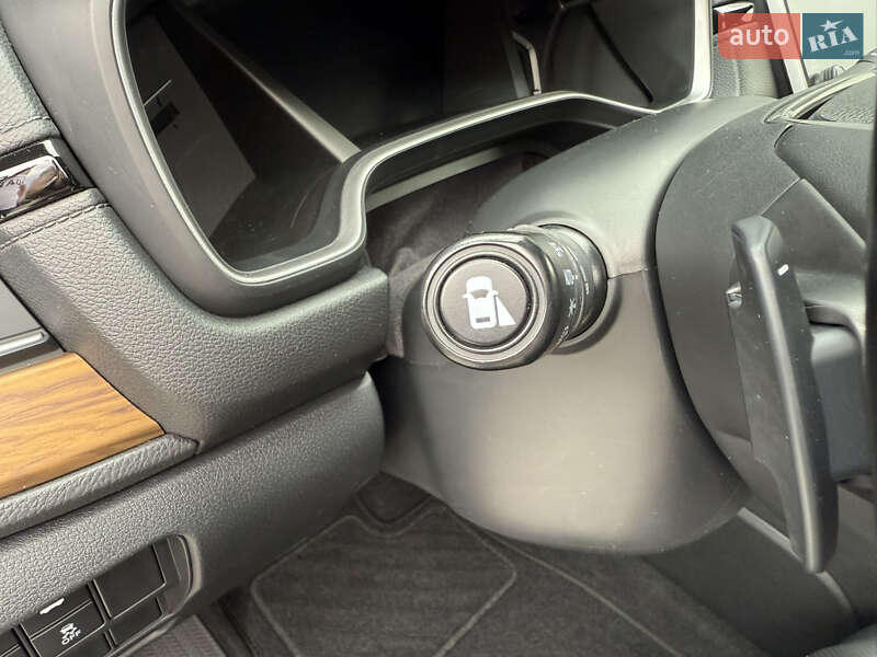 Внедорожник / Кроссовер Honda CR-V 2022 в Киеве