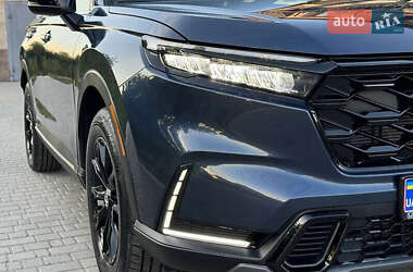Внедорожник / Кроссовер Honda CR-V 2023 в 