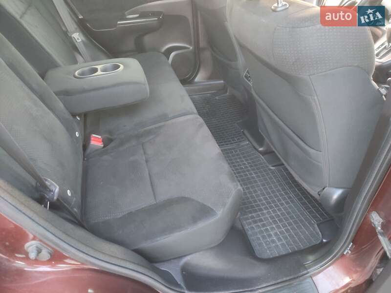 Позашляховик / Кросовер Honda CR-V 2012 в Золочеві